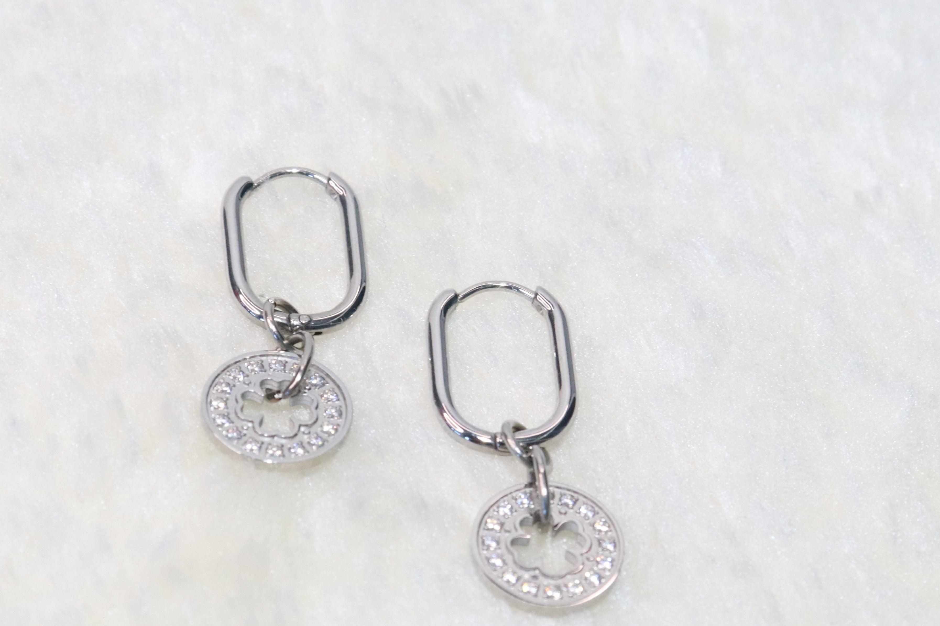 Isabelline trèfle - Boucles d'oreilles en acier inoxydable